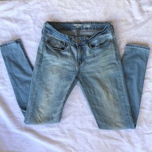 Low-rise Levi’s Jegging  5 - W27